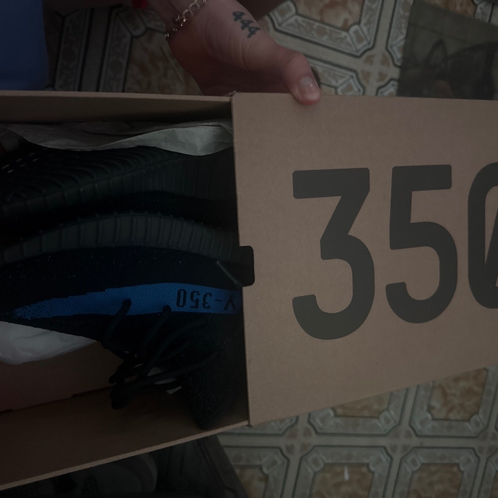 Yeezy 350 V2 "Dazzling Blue" GY7164 - 9